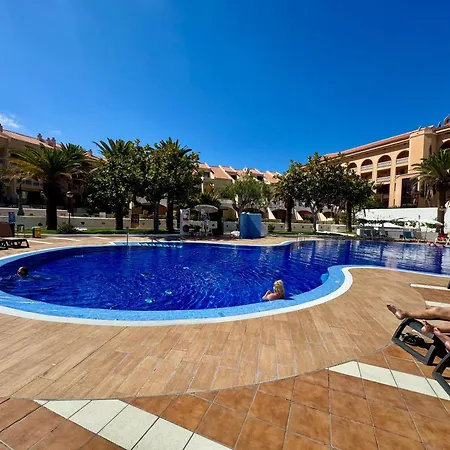 Golden Mile Getaway - Americas Tenerife 아파트